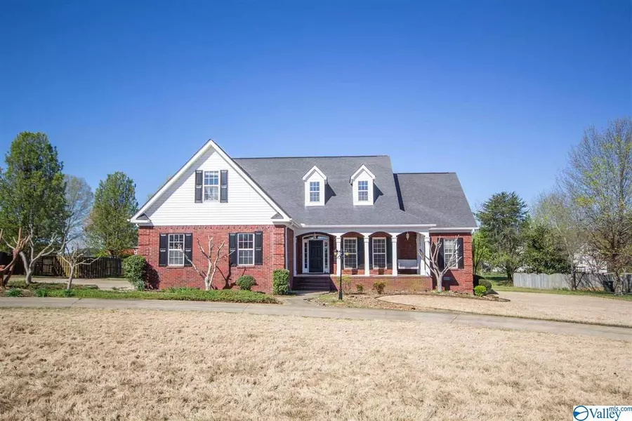 14687 Cherokee Trail, Athens, AL 35613