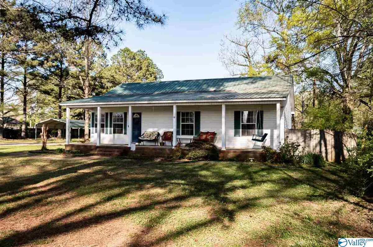 Falkville, AL 35622,233 Piney Grove Street