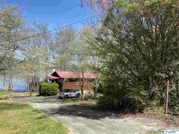 675 County Road 585, Cedar Bluff, AL 35959