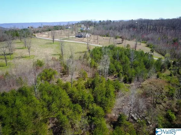 Trenton, GA 30752,13 Hunter Trail