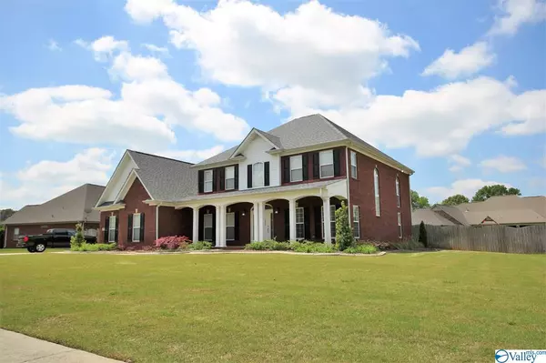 2009 Brayden Drive, Decatur, AL 35603