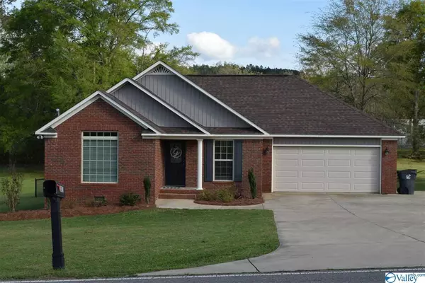 3921 Green Valley Road, Southside, AL 35907