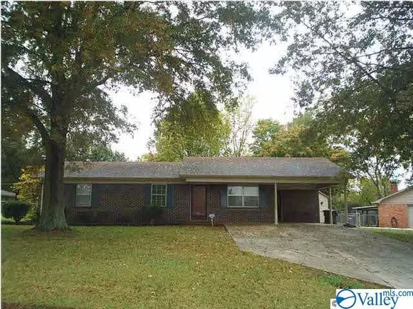 917 Wildwood Road SW, Decatur, AL 35601