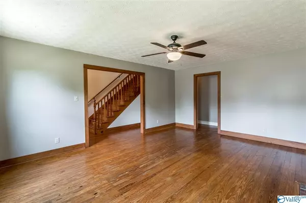 Athens, AL 35613,22560 Village Lane