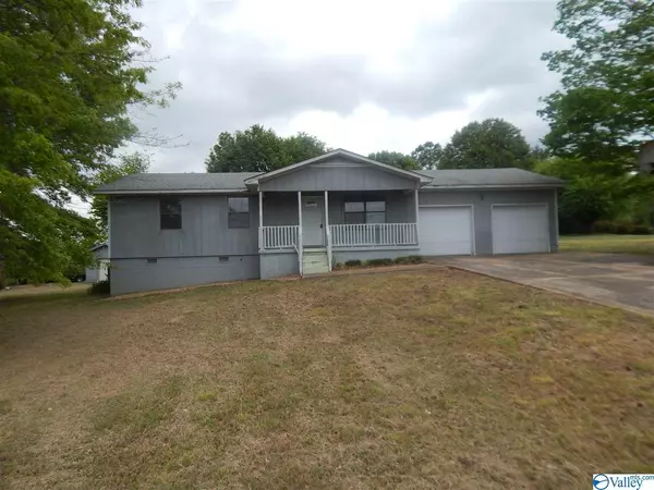 207 44th Street NE, Fort Payne, AL 35967