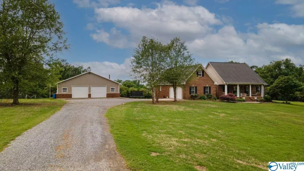 1586 New Home Road, Boaz, AL 35957