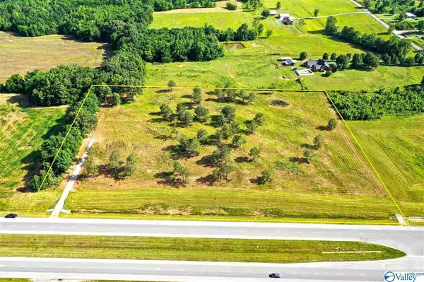 4916 Alabama Highway 24, Mount Hope, AL 35651