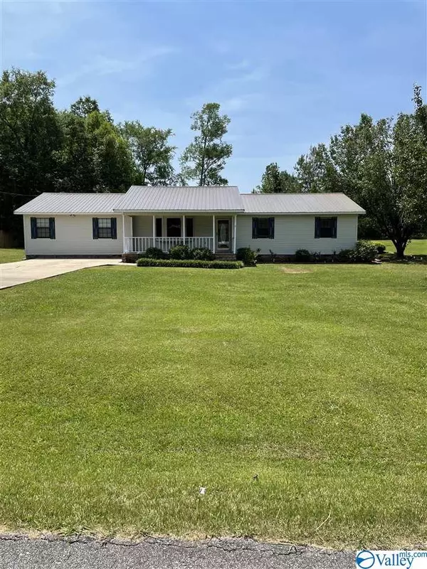 6095 Third Street, Hokes Bluff, AL 35903