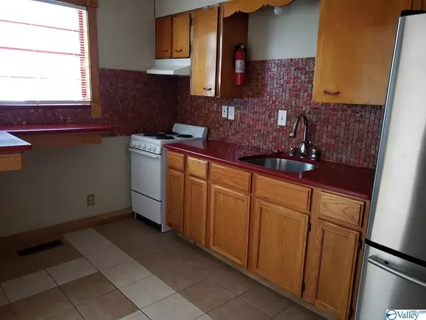 Huntsville, AL 35801,905 NE Stevens Court