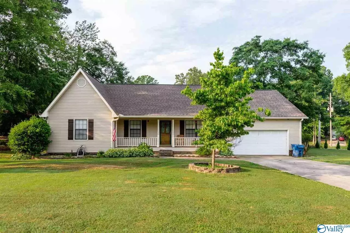 Albertville, AL 35950,1806 Apache Drive