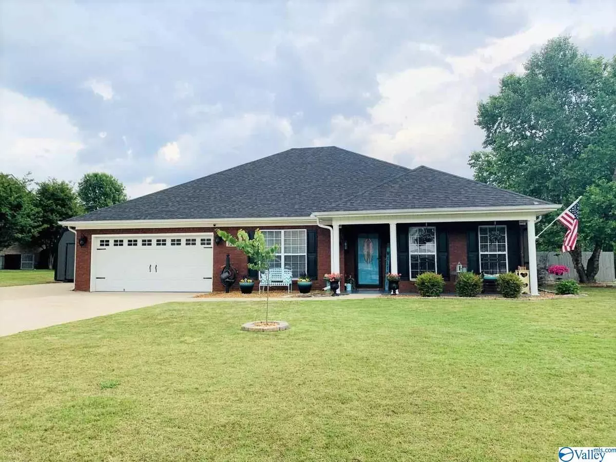 Hazel Green, AL 35750,127 Hazel Trace