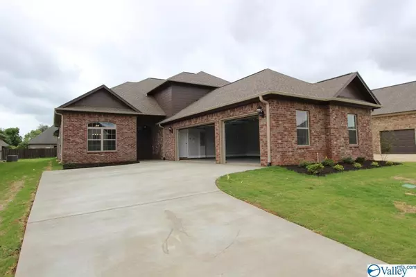 Athens, AL 35613,24219 Beacon Circle