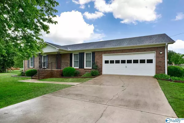 135 Butch Circle, Hazel Green, AL 35750