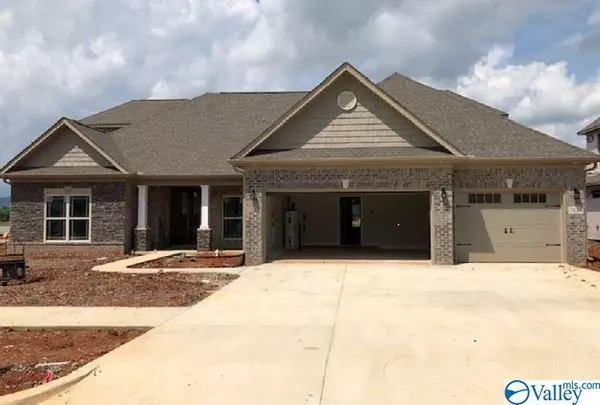 7437 Flint Crossing Circle, Owens Cross Roads, AL 35763