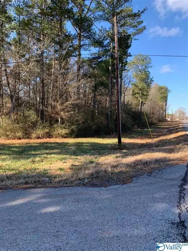 Cross Key Road, Elkmont, AL 35620