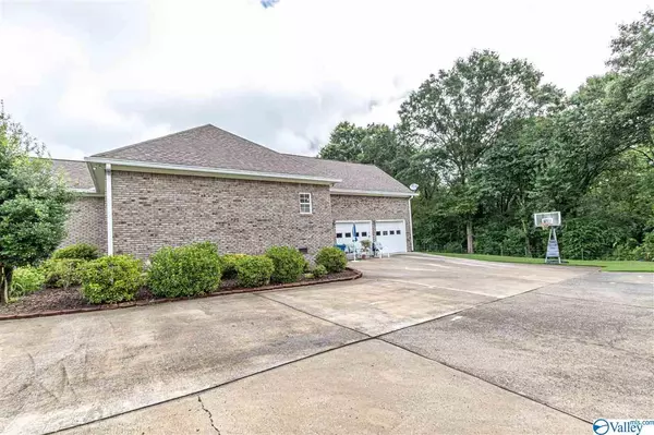 Arab, AL 35016,109 Executive Drive