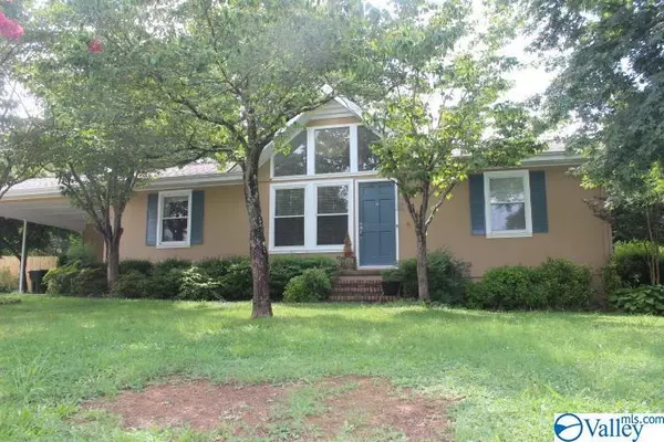 3006 Julie Drive, Scottsboro, AL 35769