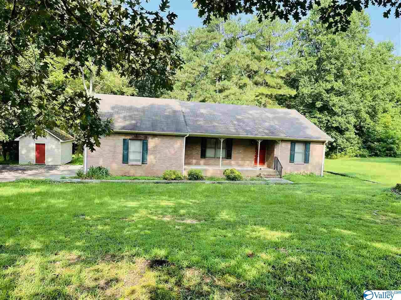 380 S Mountain Drive, Trinity, AL 35673