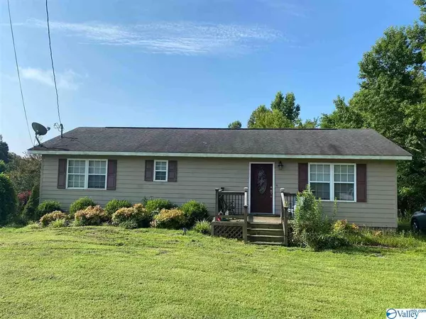 1000 County Road 52, Fort Payne, AL 35967