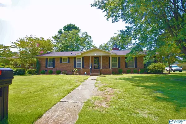 1007 Speake Road, Huntsville, AL 35806