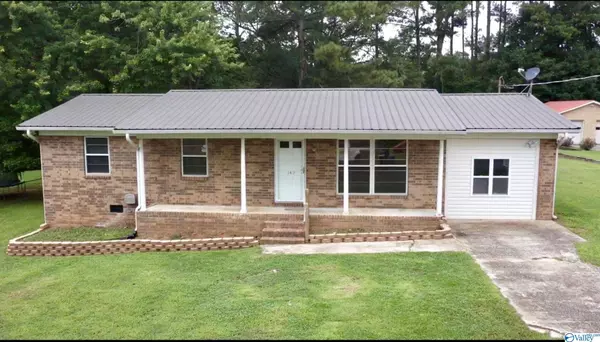 142 Lee Drive NW, New Hope, AL 35760