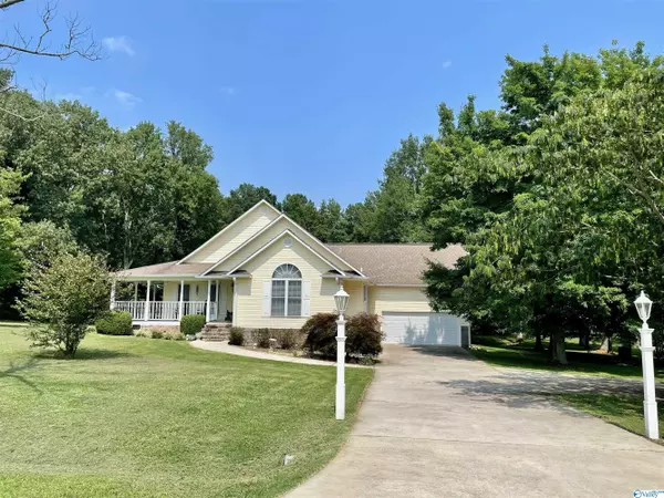 66 County Road 176, Dutton, AL 35744