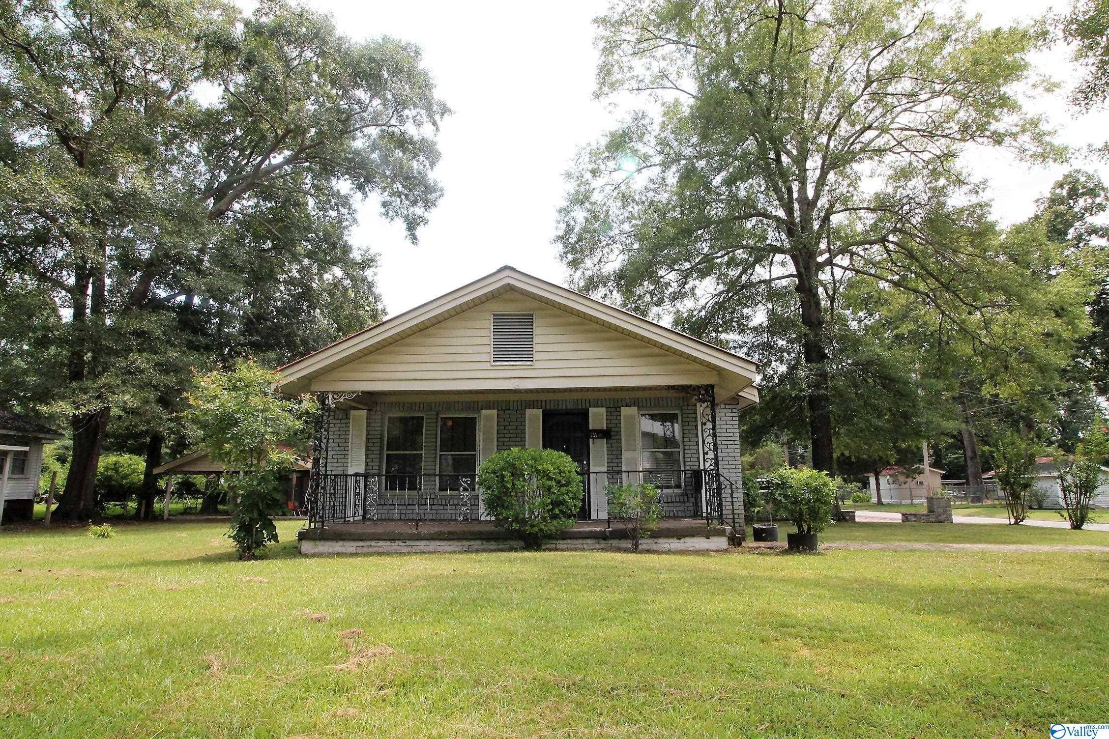 Attalla, AL 35954,901 Bain Avenue