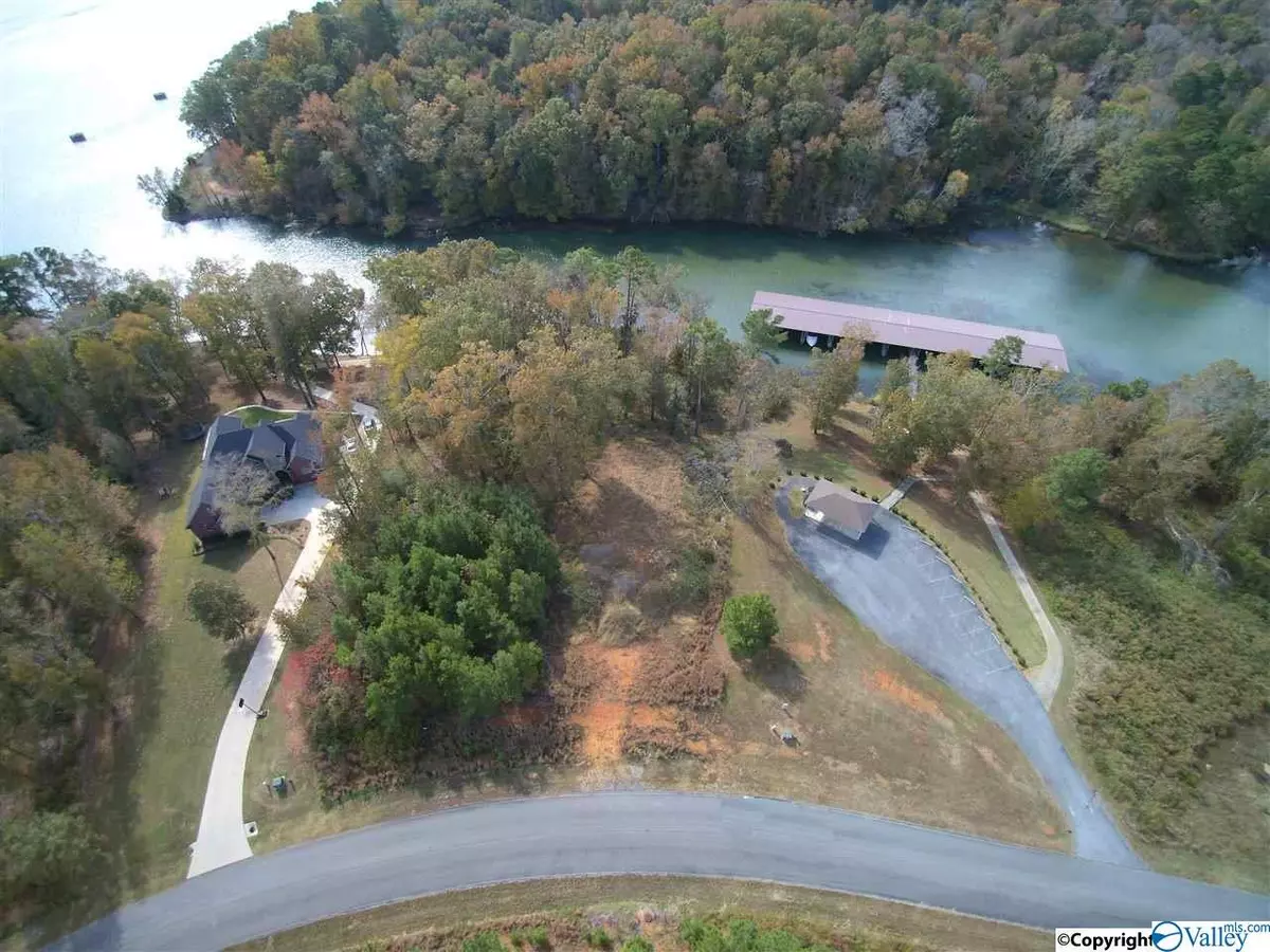 Scottsboro, AL 35769,279 Red Stone Drive