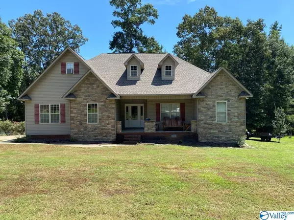 Boaz, AL 35956,90 Cricket Lane