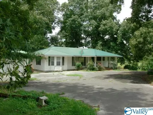 Fort Payne, AL 35968,7129 County Road 121