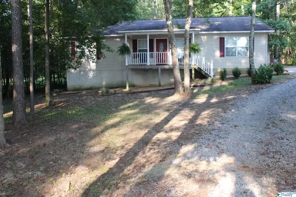 Boaz, AL 35956,809 Mizell Circle