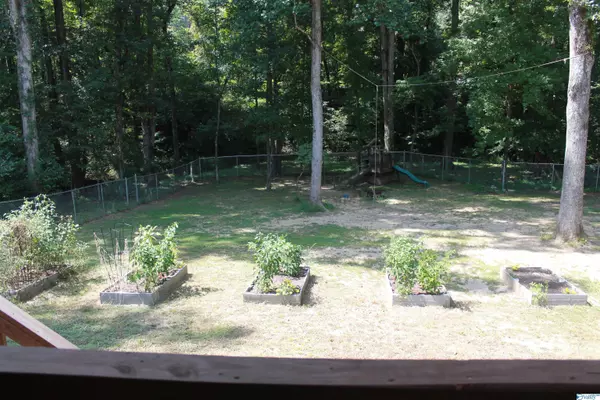 Hartselle, AL 35640,1753 Oakwood Circle SW