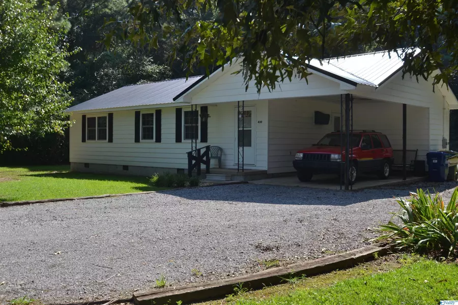 430 County Road 105, Boaz, AL 35957