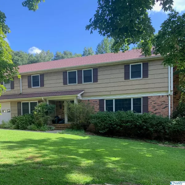 123 Collier Drive, Albertville, AL 35951