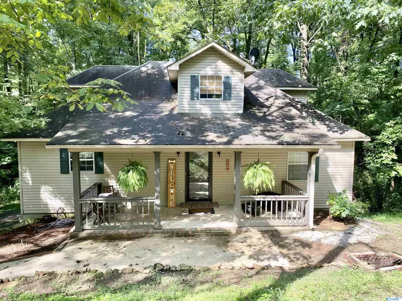 204 Wildwood Way, Somerville, AL 35670