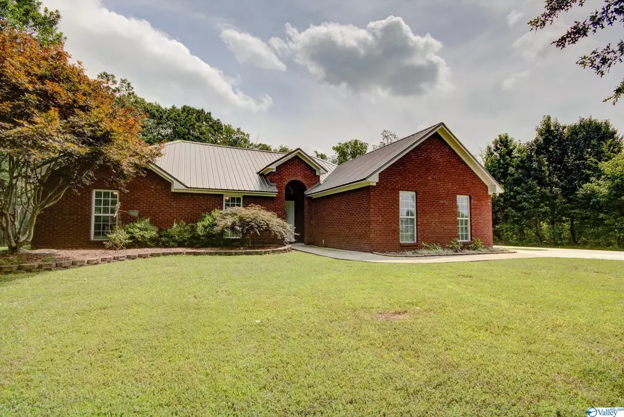 21238 Oakland Meadows, Athens, AL 35613