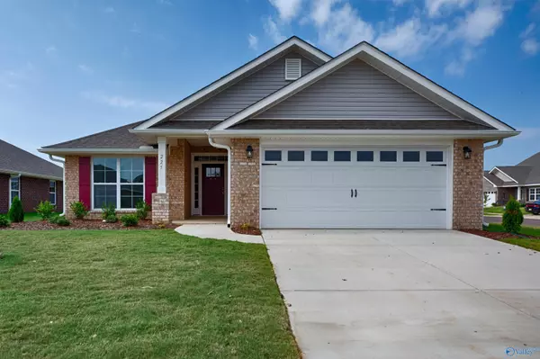 137 Bingham Way, New Market, AL 35761