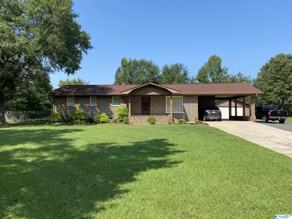 1459 Alford Bend Road, Hokes Bluff, AL 35903