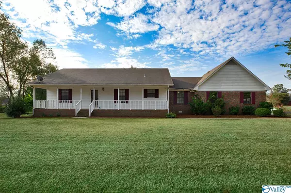 143 Hazelwood Drive, Hazel Green, AL 35750