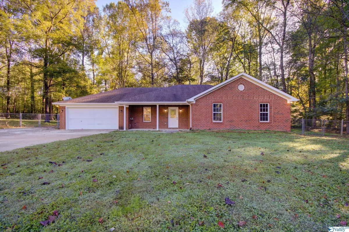 Toney, AL 35773,105 Yearling Place