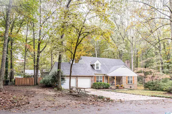 Hartselle, AL 35640,2123 Thunderbird Street