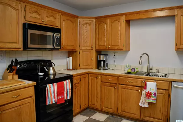 Hartselle, AL 35640,1094 Perkins Wood Road