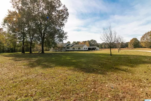 1275 Clement Road, Russellville, AL 35654