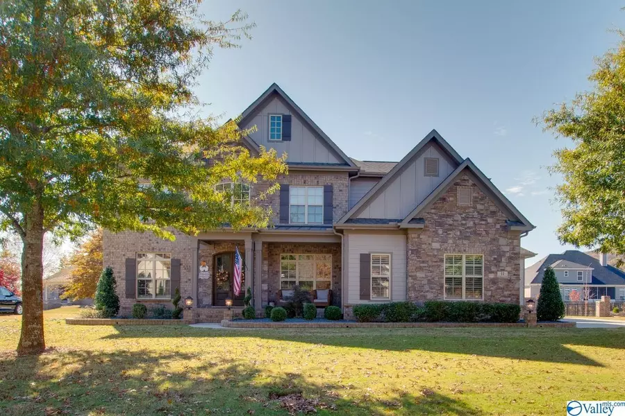 11 Mcmullen Lane, Gurley, AL 35748