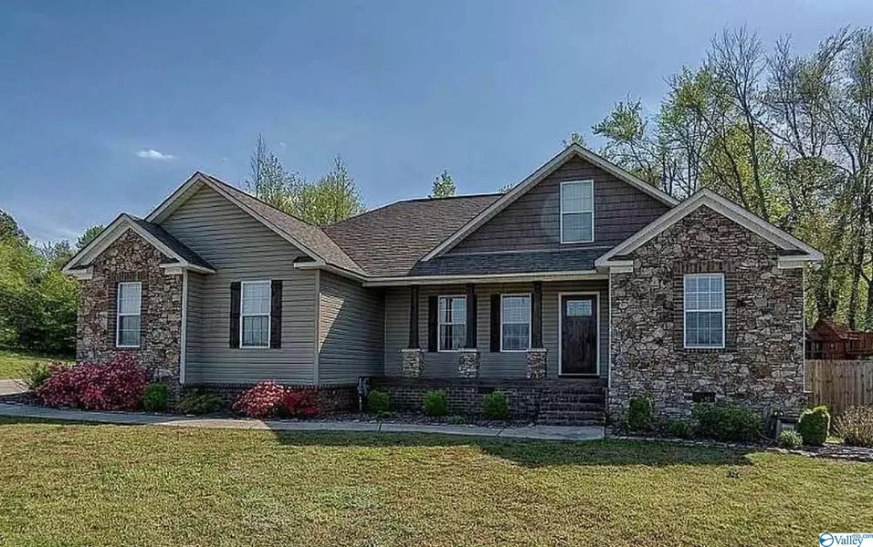 7 Keystone Trail, Grant, AL 35747