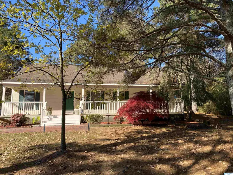 158 Neptune Drive, Arab, AL 35016