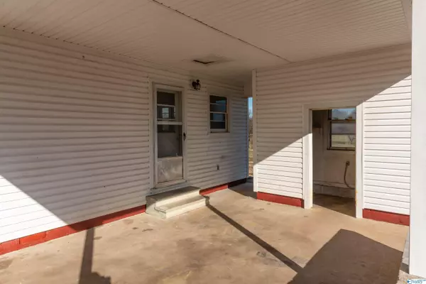 Athens, AL 35613,20916 Yarbrough Road