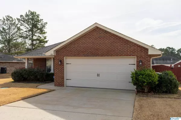 Harvest, AL 35749,206 Candlenut Court