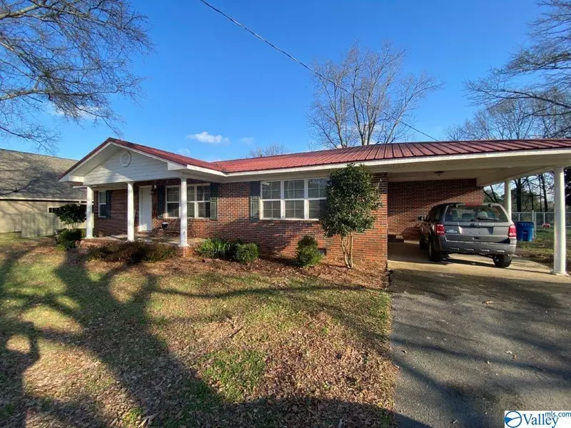 472 Mcville Road, Boaz, AL 35957