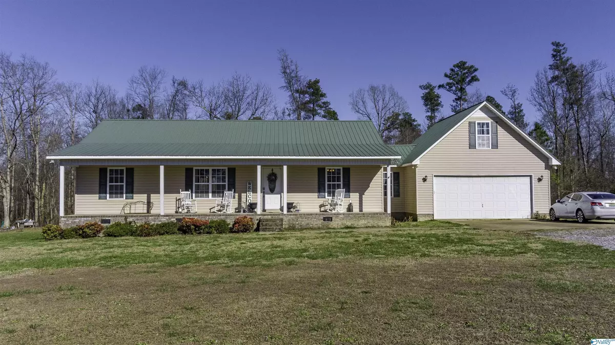 Grove Oak, AL 35975,2918 County Road 400